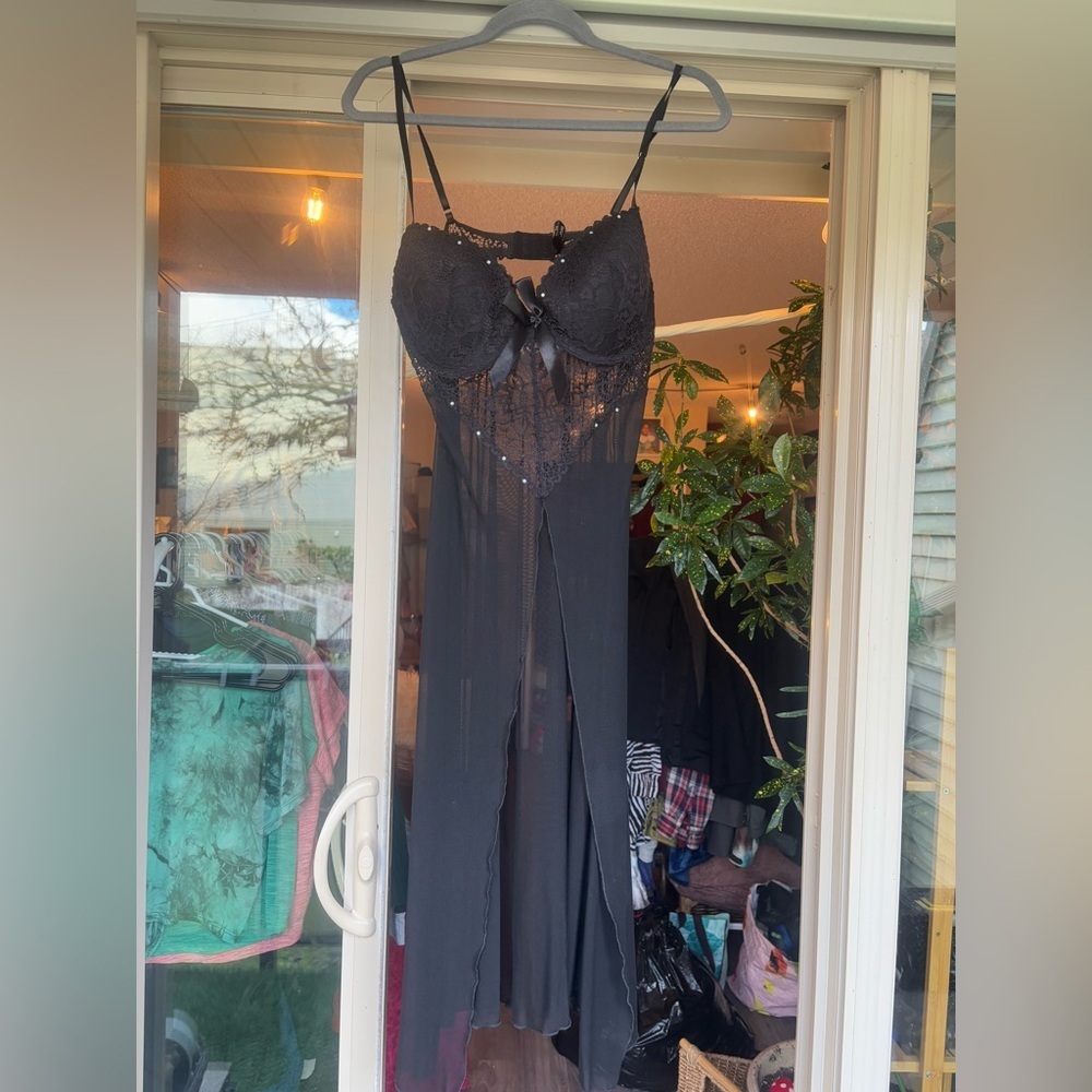 MAGIC SILK Exposed Long Black Sheer Lace Lingerie Gown – Sensual Mesh Size L - Picture 6 of 15